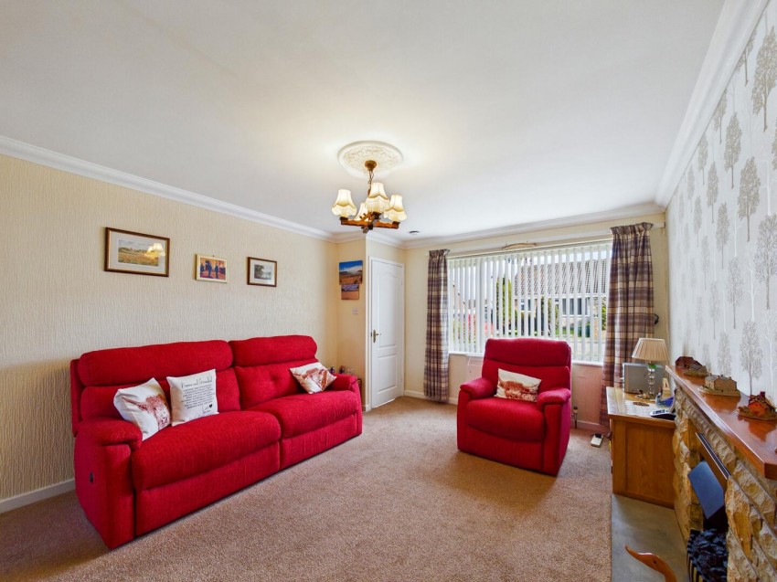 Images for Hollingthorpe Grove, Hall Green, Wakefield