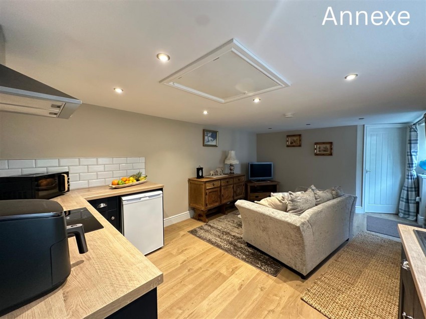 Images for Ninevah Cottages, Badsworth