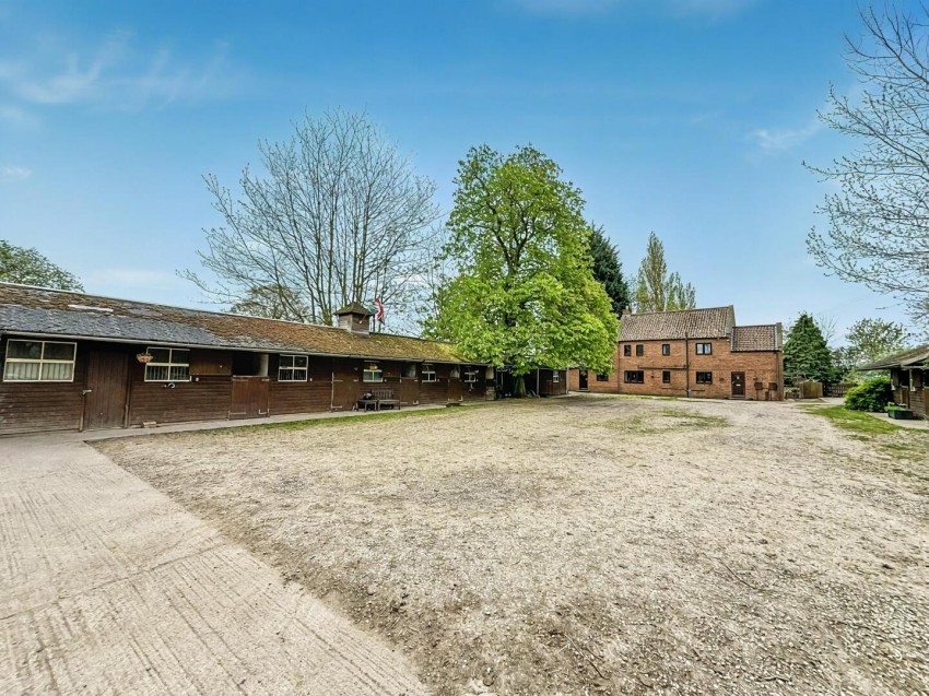Images for The Stables, Old Vicarage Lane, Monk Fryston