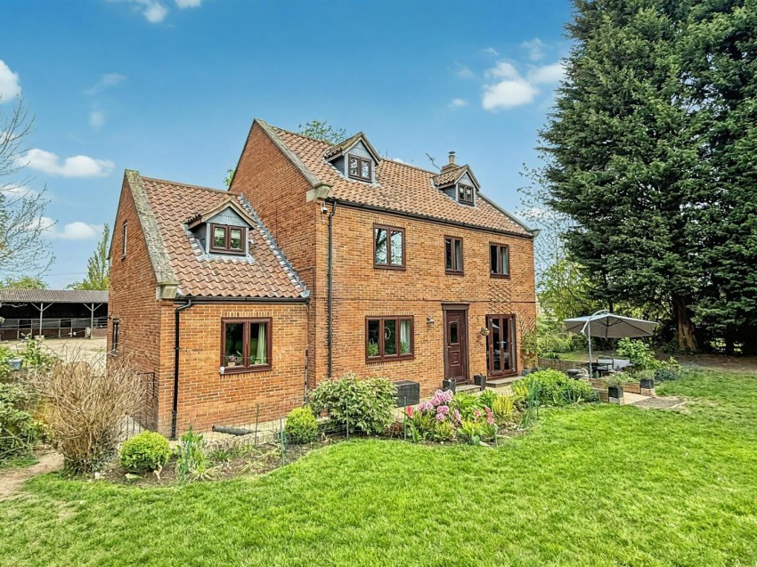 Images for The Stables, Old Vicarage Lane, Monk Fryston