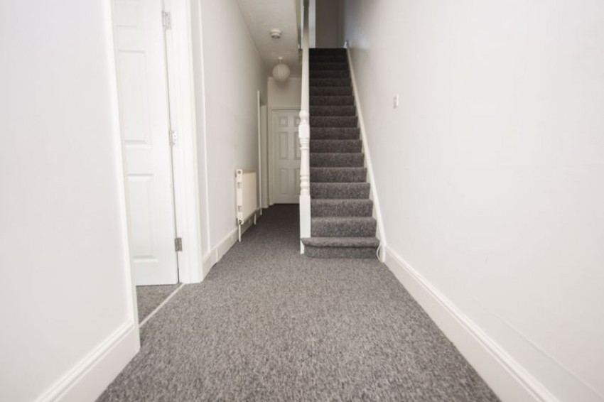 Images for Five Double Bedroom Student House In Winton