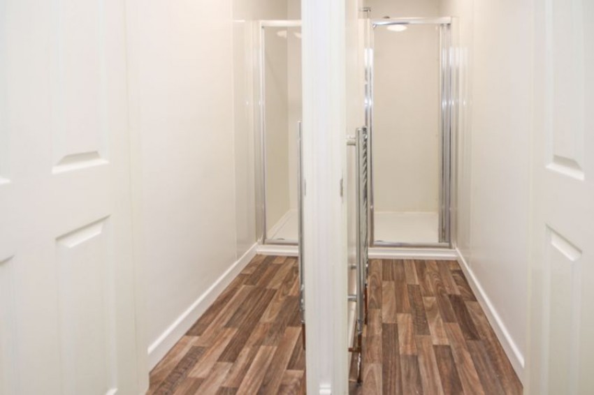 Images for Five Double Bedroom Student House In Winton