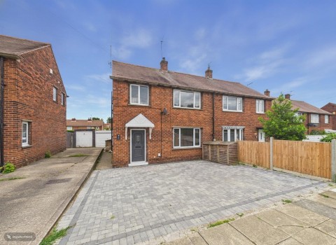 View Full Details for Long Crest, Pontefract