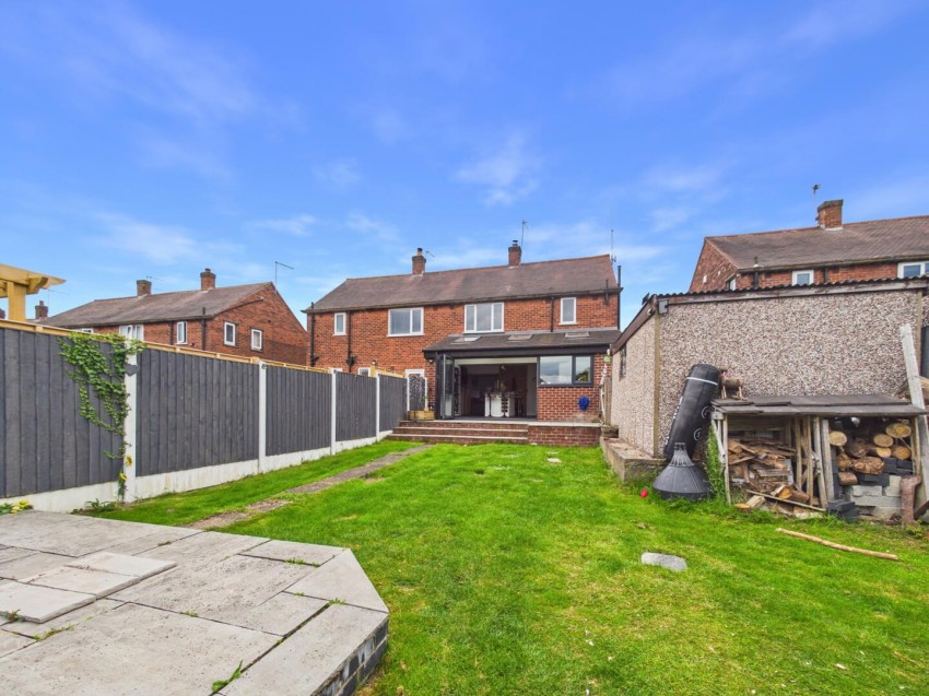 Images for Long Crest, Pontefract