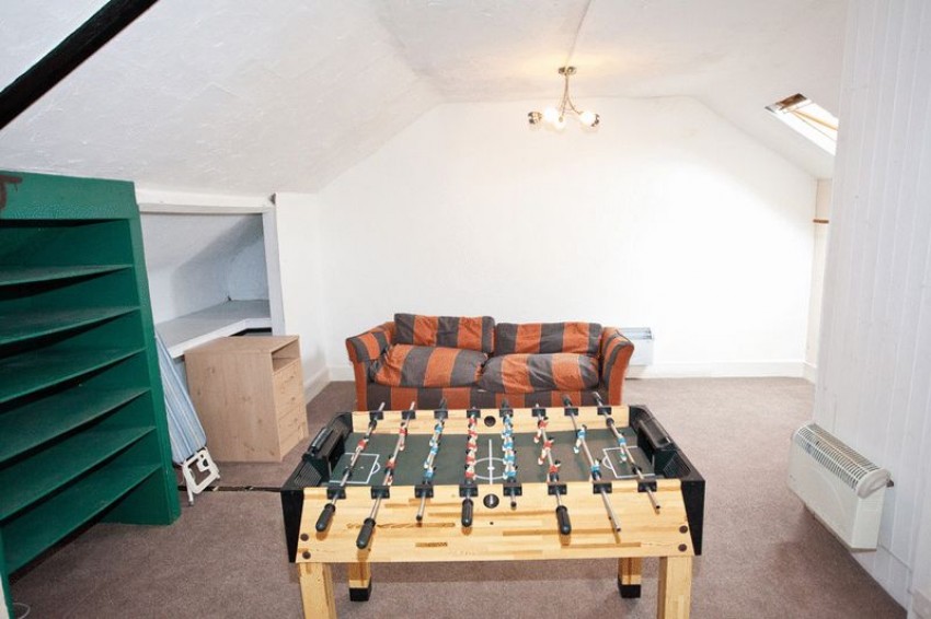 Images for Five Bedroom Flat, Bills Included