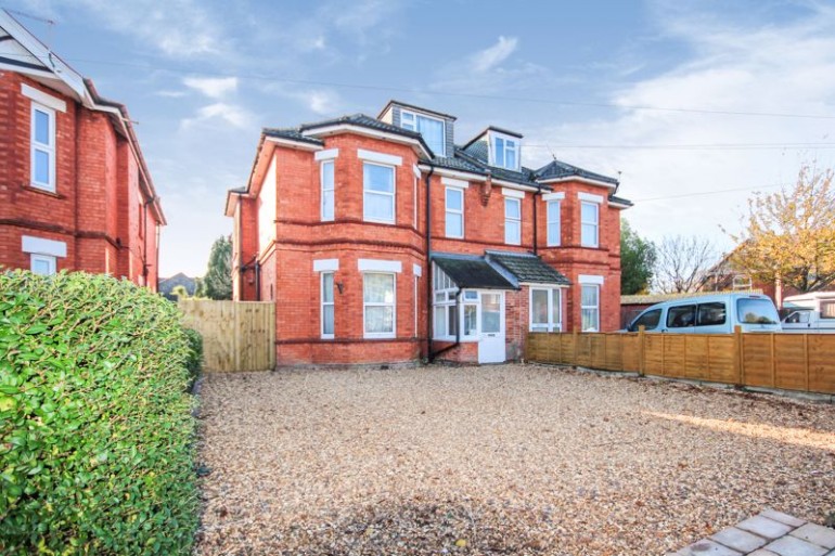 6 Double Bedroom, Student Home