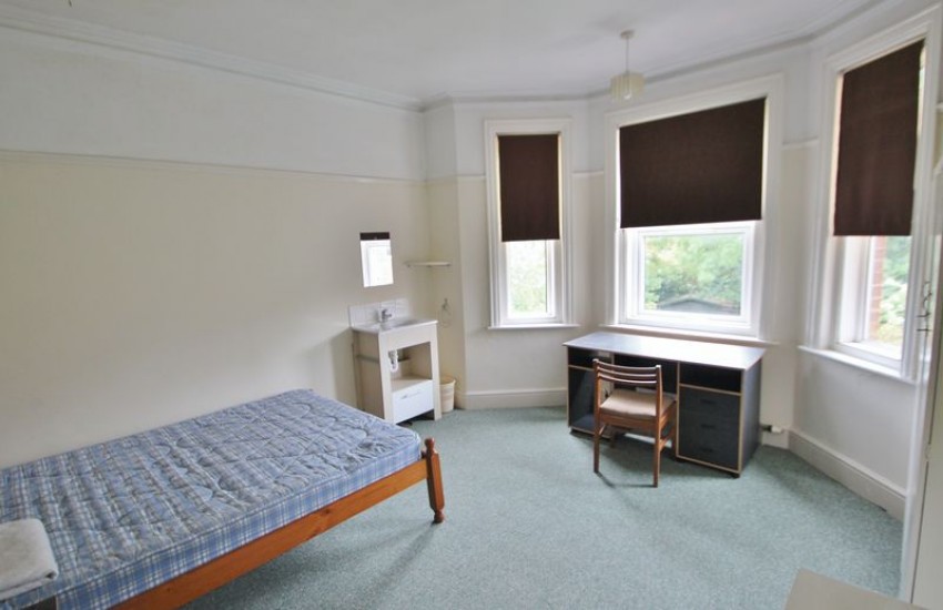 Images for 6 Double Bedroom, Student Home