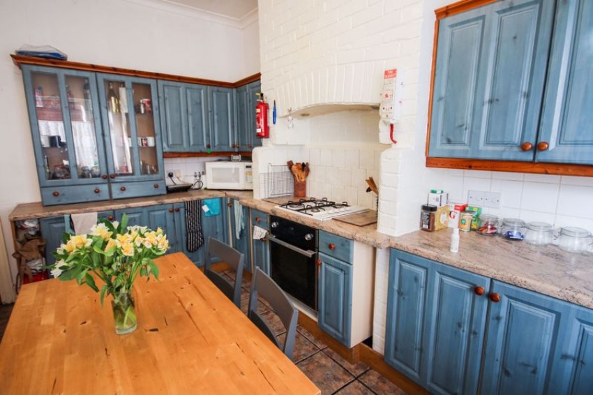 Images for 6 Double Bedroom, Student Home