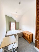 Images for Bournemouth Town Centre, Some Bills Included