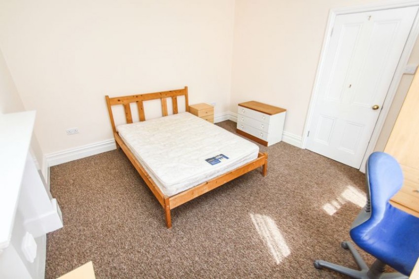 Images for Frederica Road, Winton