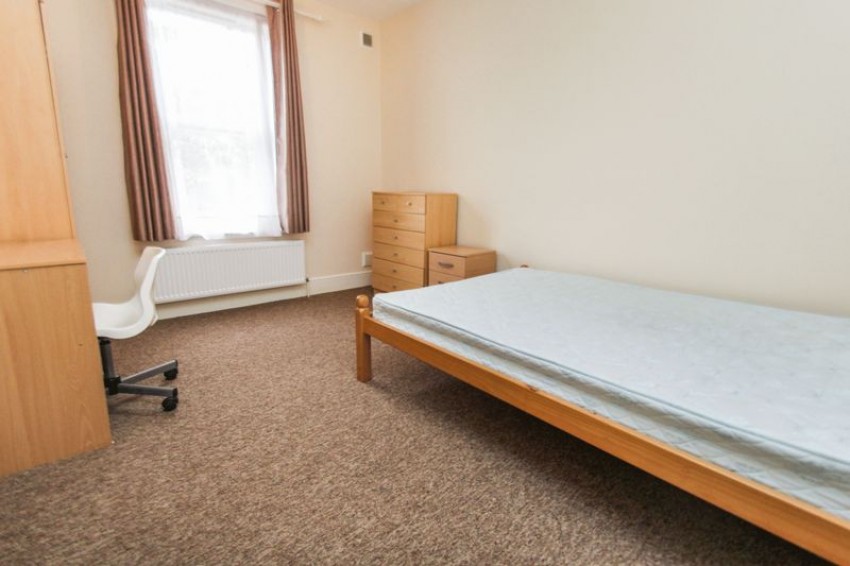 Images for Frederica Road, Winton