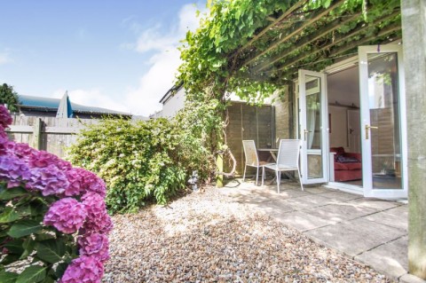 View Full Details for Student House, Winton