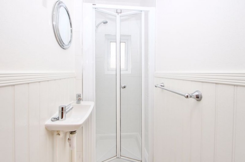 Images for Gorsecliff Road, Winton