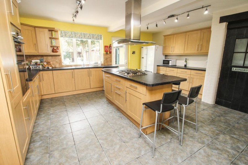 Images for Waterloo Road, Bournemouth