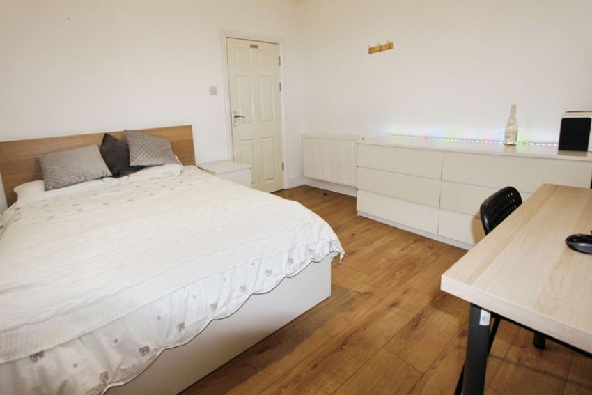 Images for Cardigan Road – High-Quality 6-Bed Student House In Winton