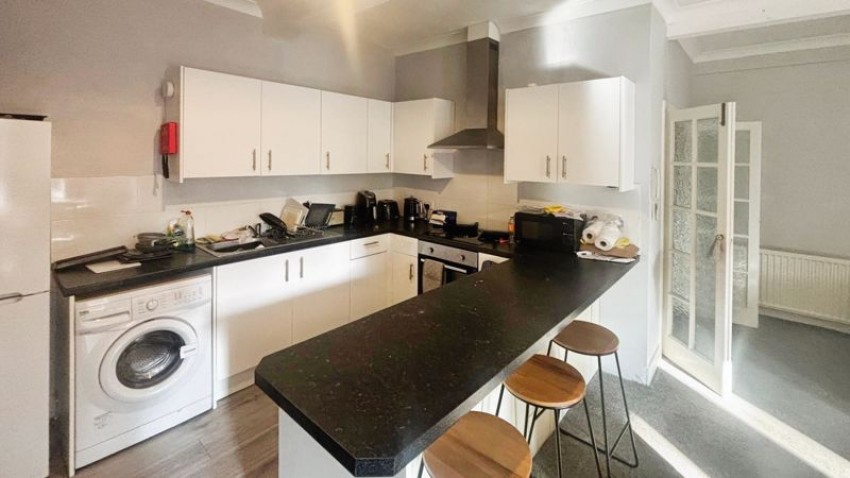 Images for Four bedroom investment - Only £260k - Wimborne Road, Bournemouth